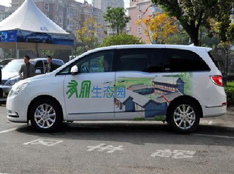 修武户外车贴喷绘如何保持效果?